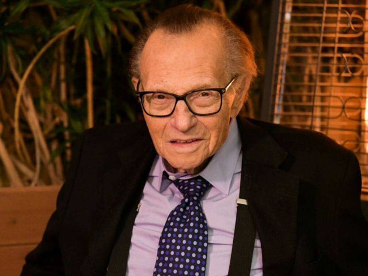 El presentador Larry King falleció por COVID-19
