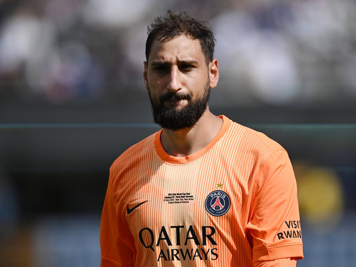 Gianluigi Donarumma ganó el Trofeo Yashin a mejor portero de la temporada