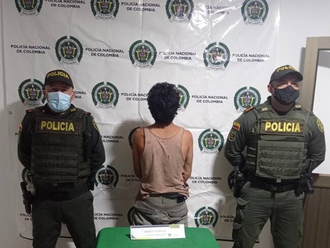 Capturaron y enviaron a la cárcel al posible responsable de asesinar a su padre. Crédito: Policía de Caldas.