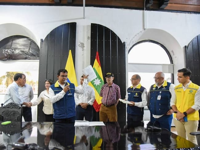 La firma del acta de inicio se dio tras tres meses de haber adjudicado el contrato. Crédito: Cortesía Alcaldía.