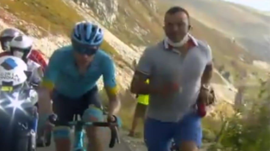 Colombiano que apoyó a Miguél Ángel López. Foto: Twitter @LeTour