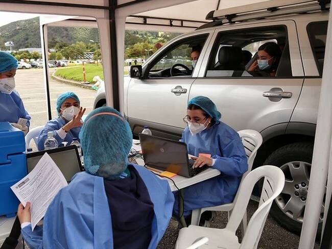 Se acaba la vacunación contra el COVID-19 en el centro comercial Bima. Foto: Colprensa