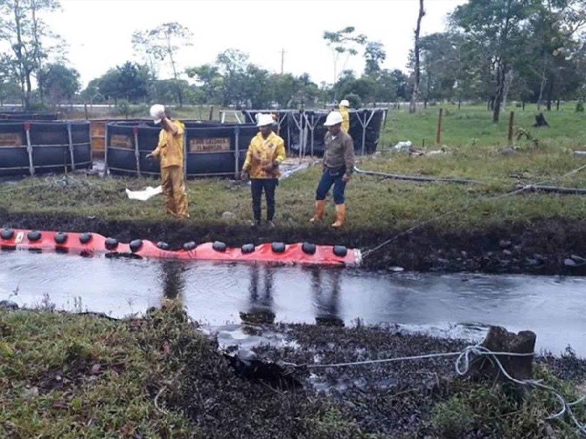 Gobernador de Norte de Santander alerta por suspensión de campo petrolero en Catatumbo