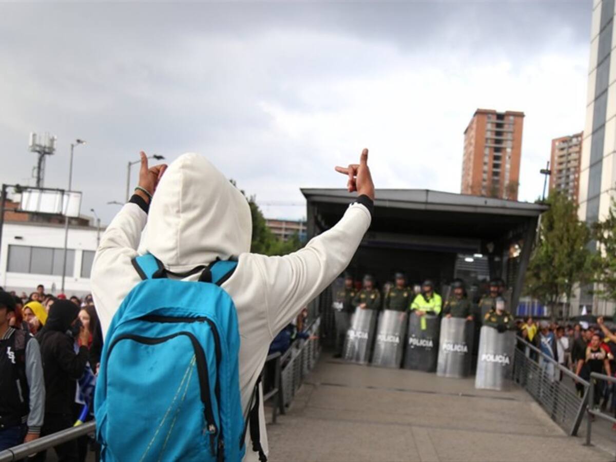 Las infiltraciones no vienen del gobierno, no se van a hacer un autogol: La Polla