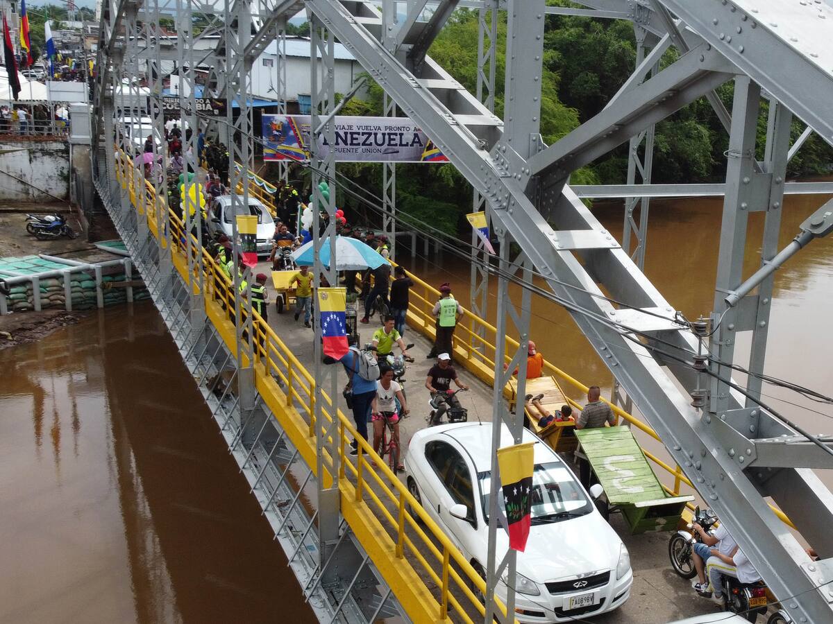 Una noche de zozobra vivieron los habitantes de Puerto Santander por amenazas de atentados del ELN