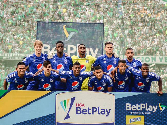 Bus en el que se transportaban jugadores de Millonarios fue atacado. Foto: Colprensa