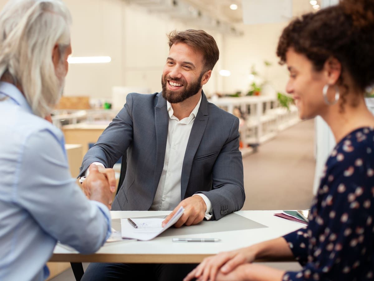 Bancos con horario extendido en Usaquén: sucursales y horarios