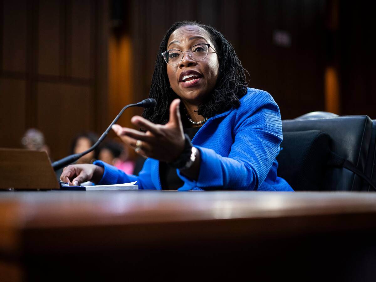 “Se ve a republicanos cuestionando a Ketanji Brown Jackson”: Michael Klarman sobre ataques a la jueza