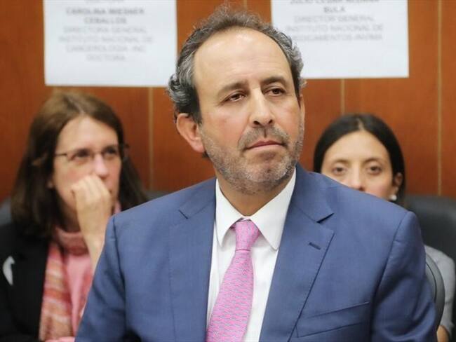 El superintendente de Salud no está alineado con el ministro Ruiz: César Lorduy
