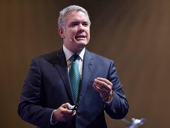 Presidente anuncia más recursos para sanear finanzas del sector salud. Foto: Colprensa