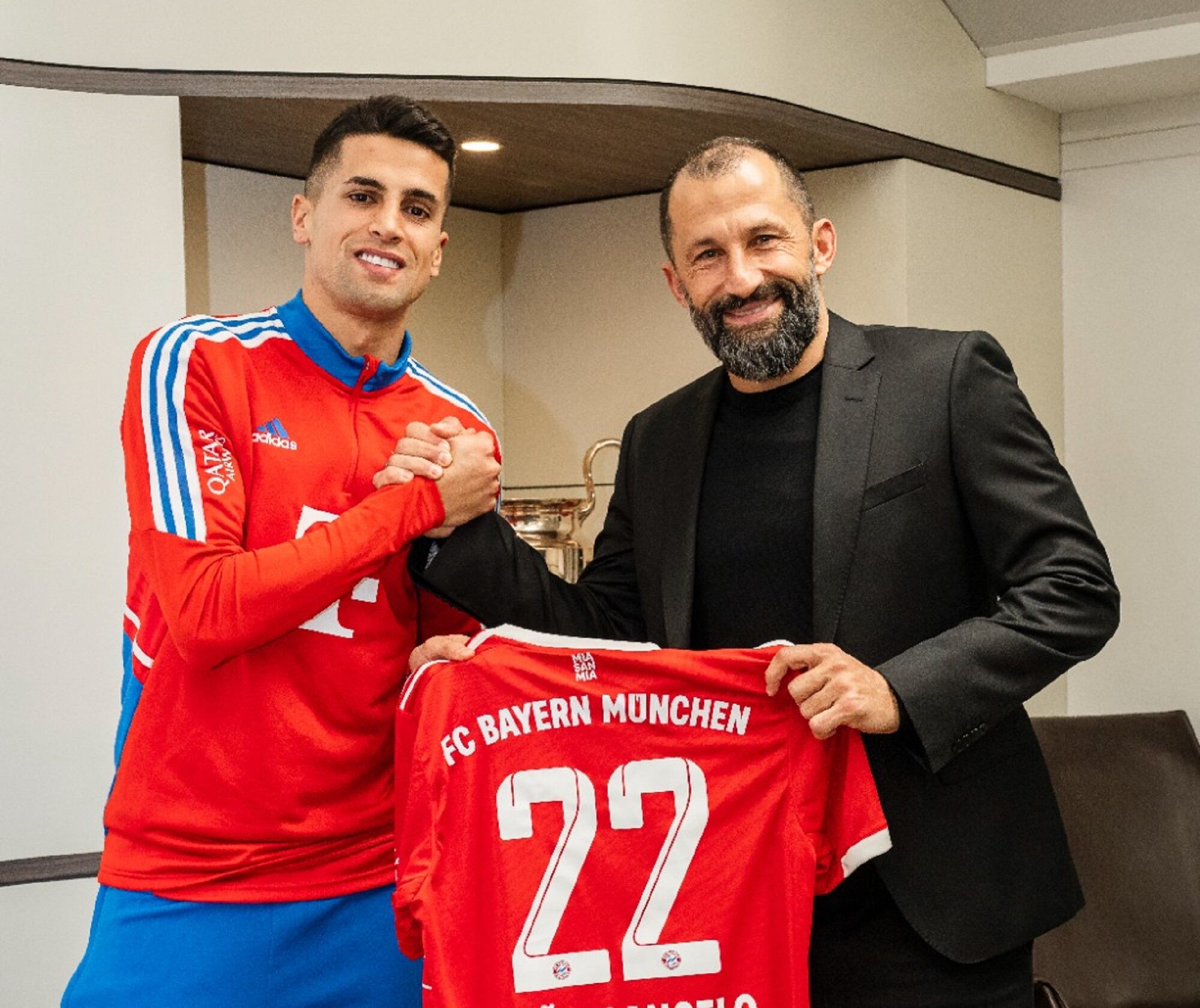 Joao Cancelo ficha por el Bayern Munich. Foto: Twittrer Oficial Bayern Munich.