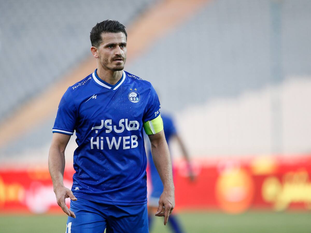 Detenido futbolista iraní por su apoyo a las protestas tras la muerte de Mahsa Amini