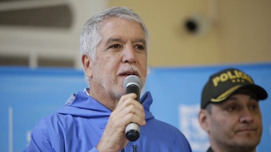 Dentro de los cuestionamientos, se indica que Enrique Peñalosa habría beneficiado a algunos constructores, quienes además habrían financiado su campaña a la Alcaldía en 2015. Foto: Colprensa