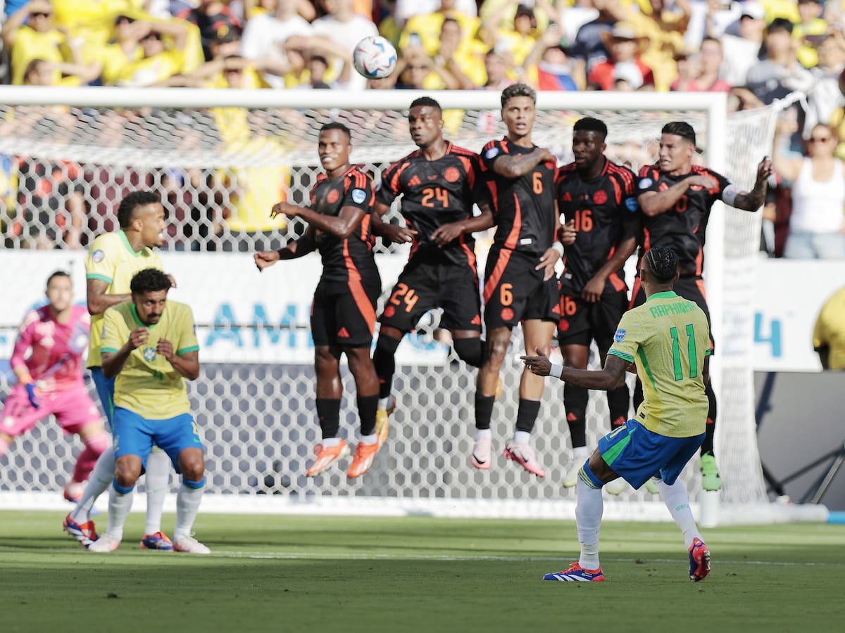 “Resuenan las placas tectónicas”: Así narró Martín de Francisco el gol de Brasil
