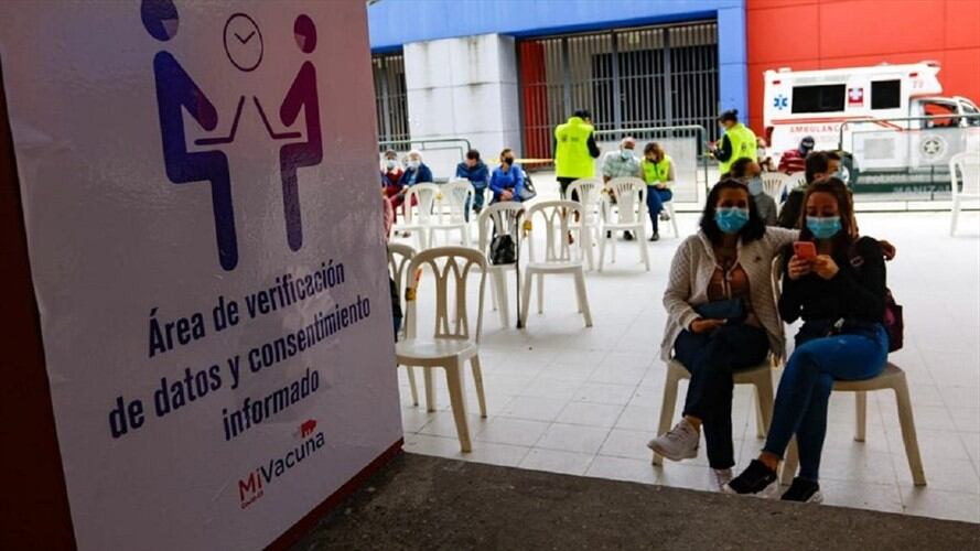 Lugar de vacunación en Expoferias, Manizales. Foto: Alcaldía de Manizales.