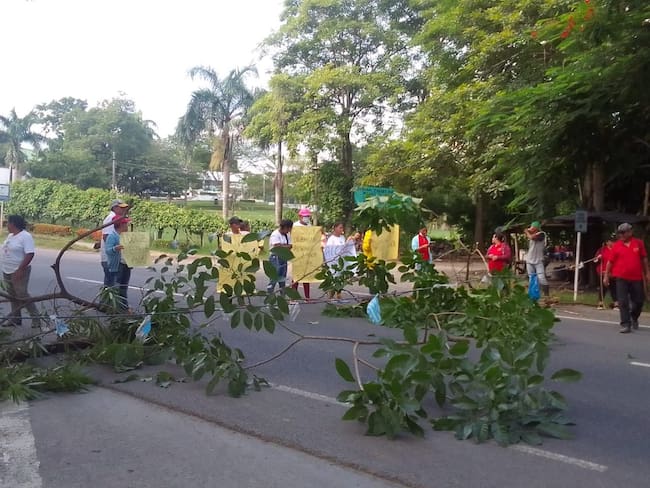 Bloqueo en la vía Montería - Planeta Rica. Foto: cortesía (suministrada a La W).