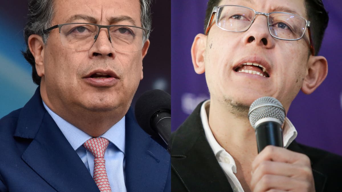 Video: el incómodo momento entre el ministro de Educación y el presidente Petro