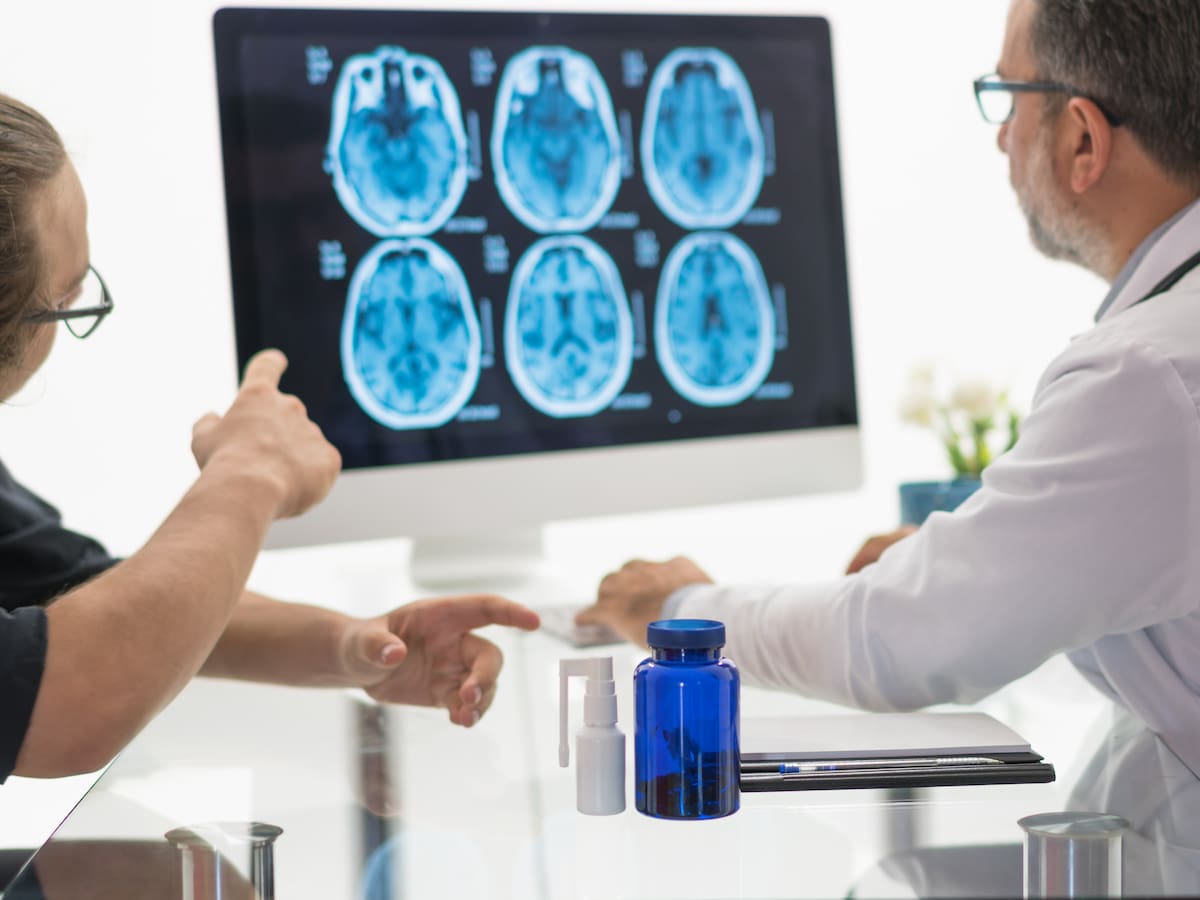 Implante de chip en el cerebro, ¿cómo funciona y qué beneficios traería?