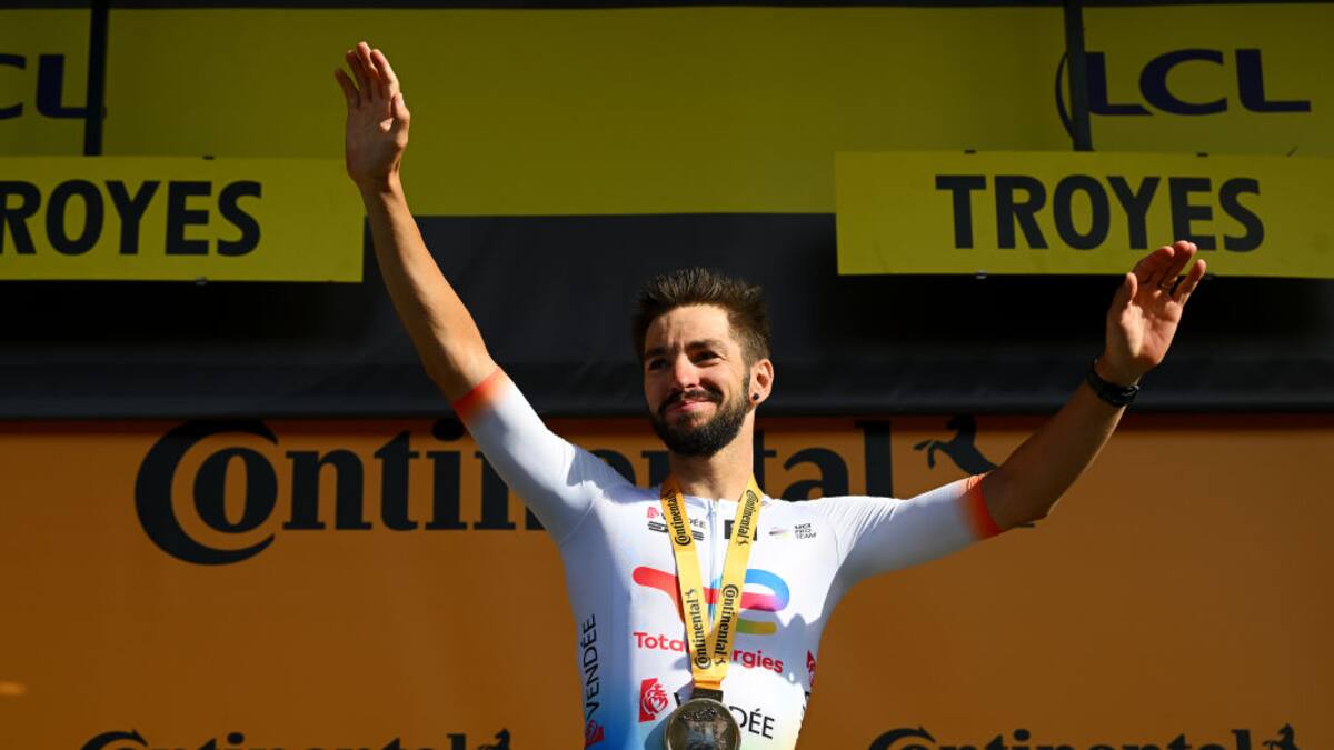 Anthony Turgis ganó la etapa 9 del Tour de Francia: Pogacar conservó el maillot amarillo