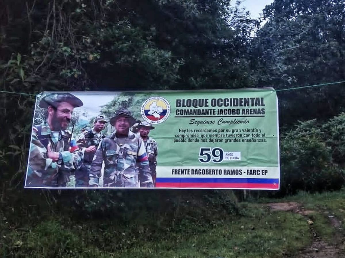 Patrullajes y combates de grupos armados ilegales en el Cauca
