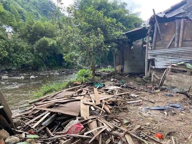Reubicación de damnificados de la Av. del Río y La Esneda / Foto: W Radio
