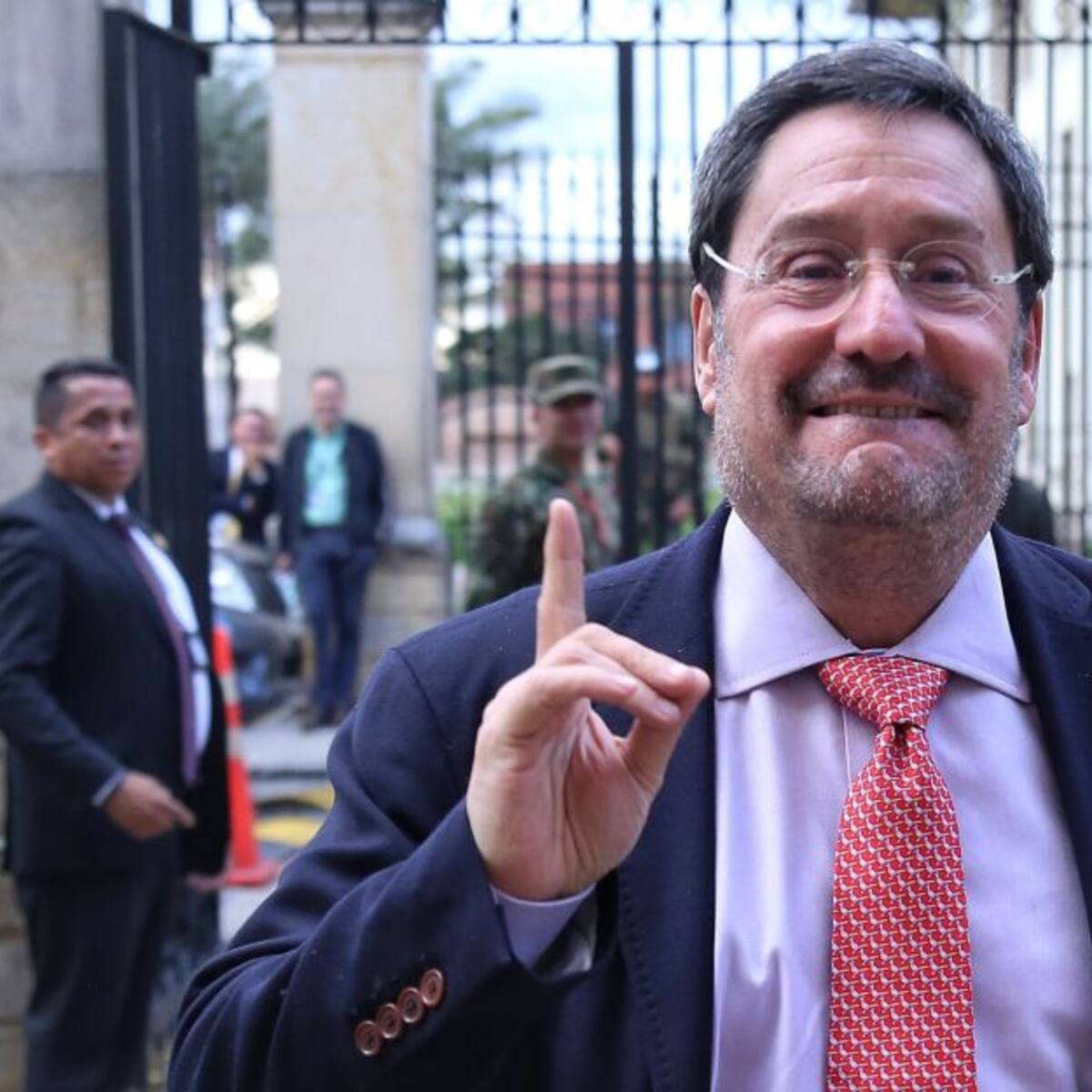 Precluyó investigación contra Francisco Santos por creación de Bloque Central de AUC