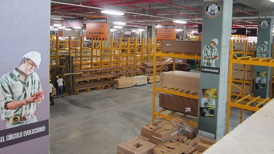 Homecenter y Constructor abren 4 centros de abastecimiento para la emergencia. Foto: Colprensa