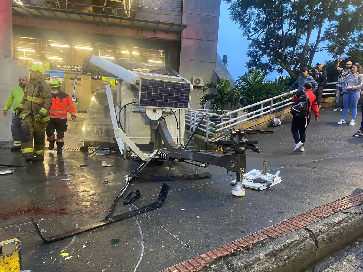 Cabina del Metrocable de Medellín se cayó: una persona murió y hay varios heridos
