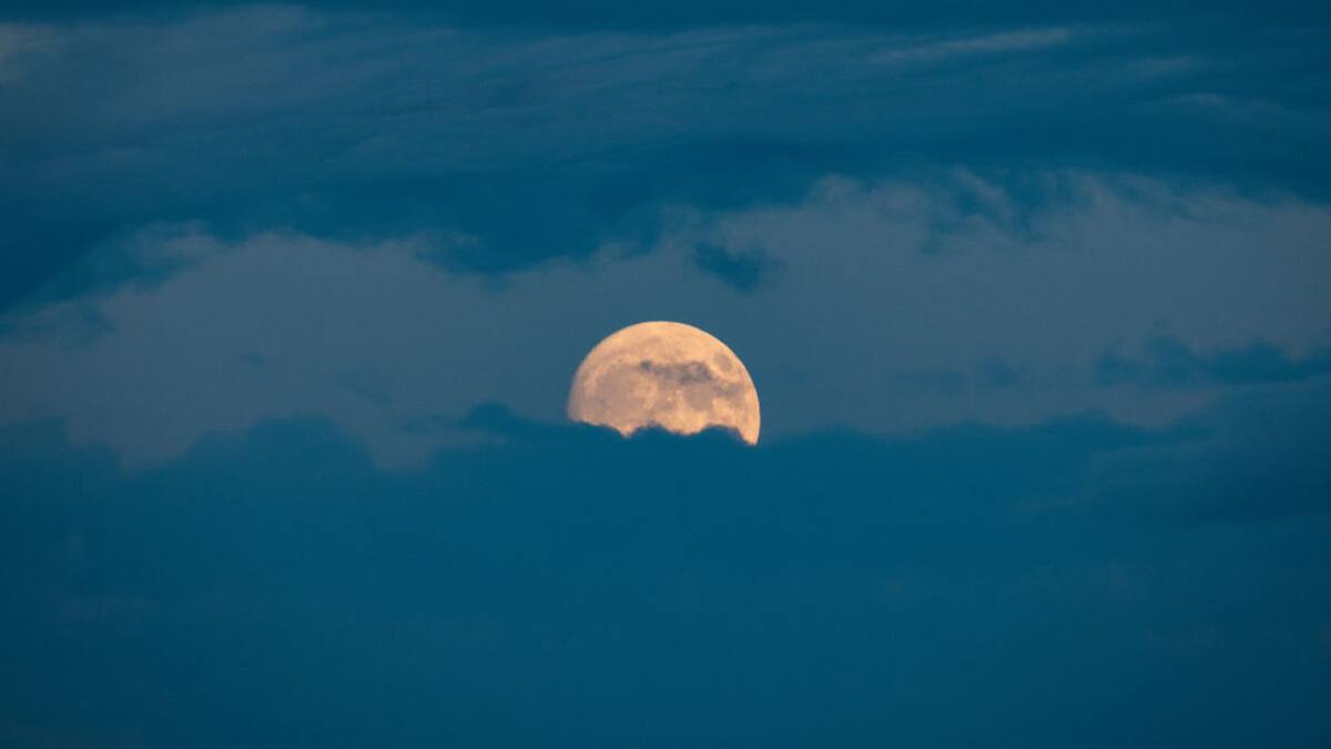 Superluna azul se verá desde Colombia este lunes festivo, ¿a qué hora?