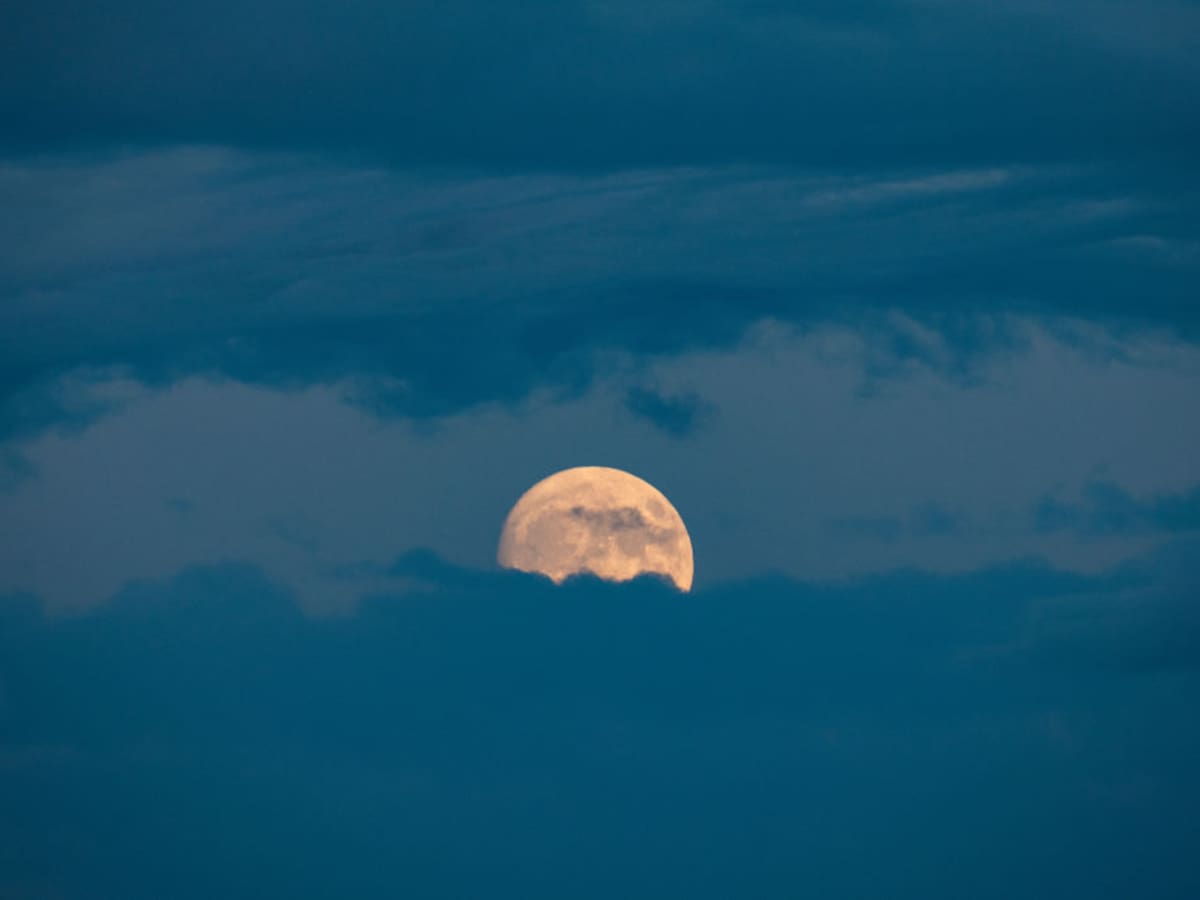 Superluna azul se verá desde Colombia este lunes festivo, ¿a qué hora?