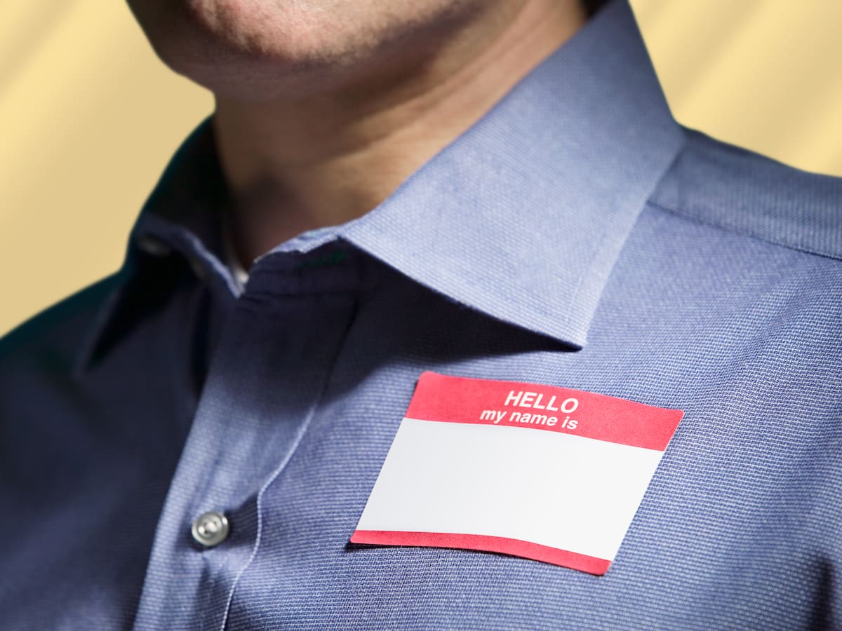 Estos son los tipos de nombres prohibidos por ley en España que le darían problemas