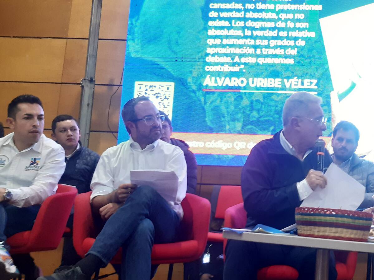 Esto dijo Uribe en Tunja sobre las pensiones y los impuestos a las empresas