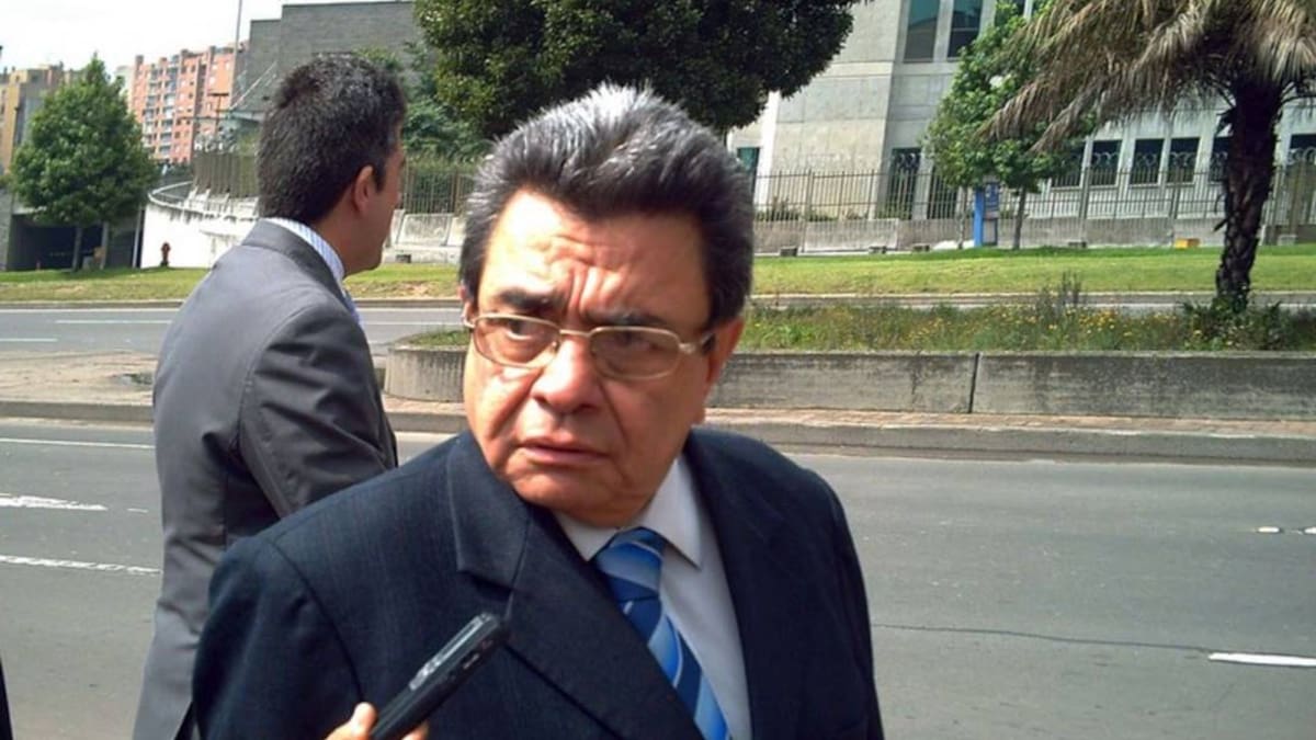 Tribunal condena al general Iván Ramírez por caso Palacio de Justicia y seguirá libre