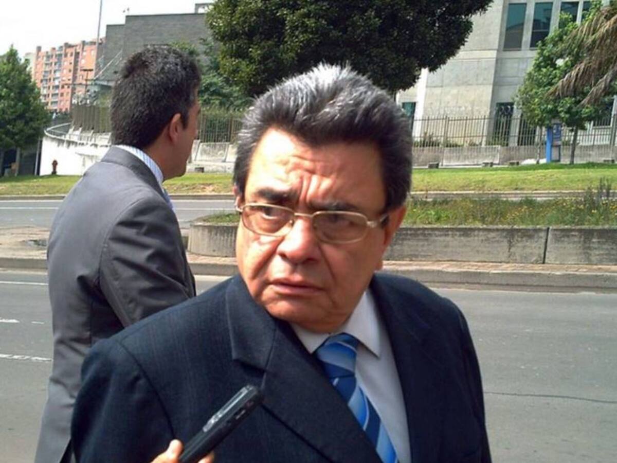 Tribunal condena al general Iván Ramírez por caso Palacio de Justicia y seguirá libre
