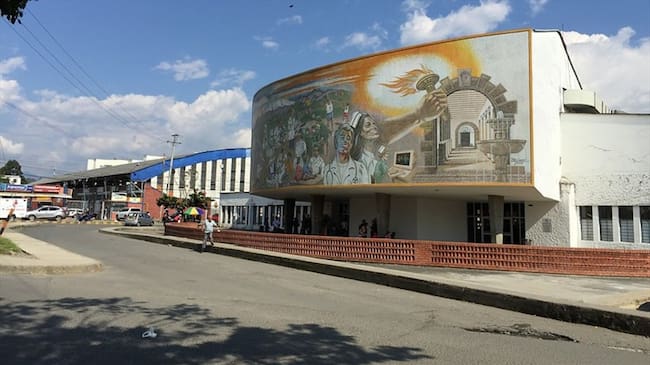Estudiantes de la Universidad del Cauca que acampaban en el marco de la protesta nacional, entregaron esas instalaciones en Popayán. Foto: Colprensa