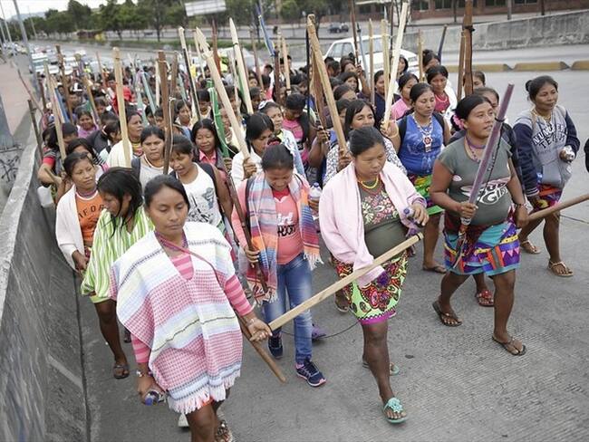 Centenares de indígenas del Chocó se desplazaron a Bogotá para exigir reunión con Duque. Foto: Colprensa