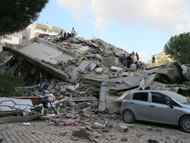 Señal de su potencia, el sismo provocó un mini-tsunami en Samos, donde se registraron daños materiales. Foto: Getty Images