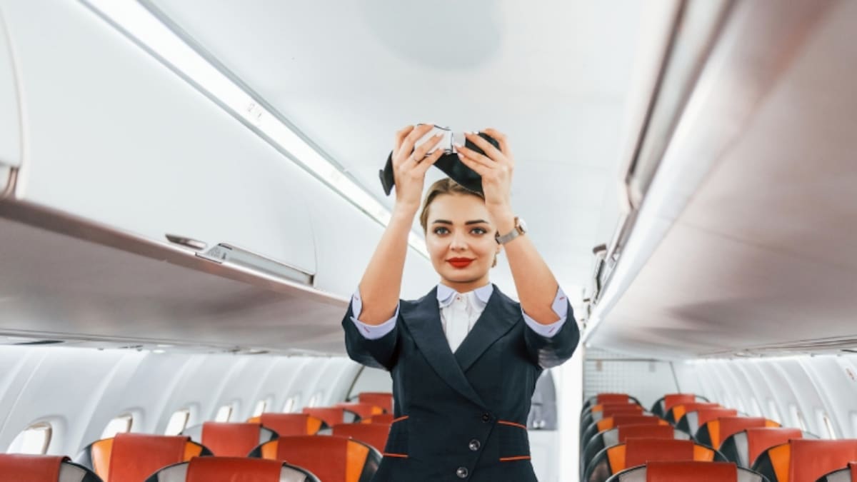 ¿Qué hay que estudiar para ser azafata? Esto duraría la carrera