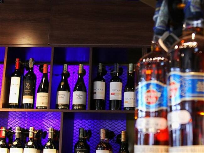 Nuevo decreto para definir metodología para precios de licores no convence a importadores. Foto: Colprensa