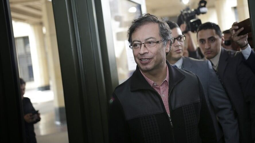 Tras esta determinación de la alta corporación, se suspenden los alcances de la sanción de la Contraloría General contra Gustavo Petro. Foto: Colprensa