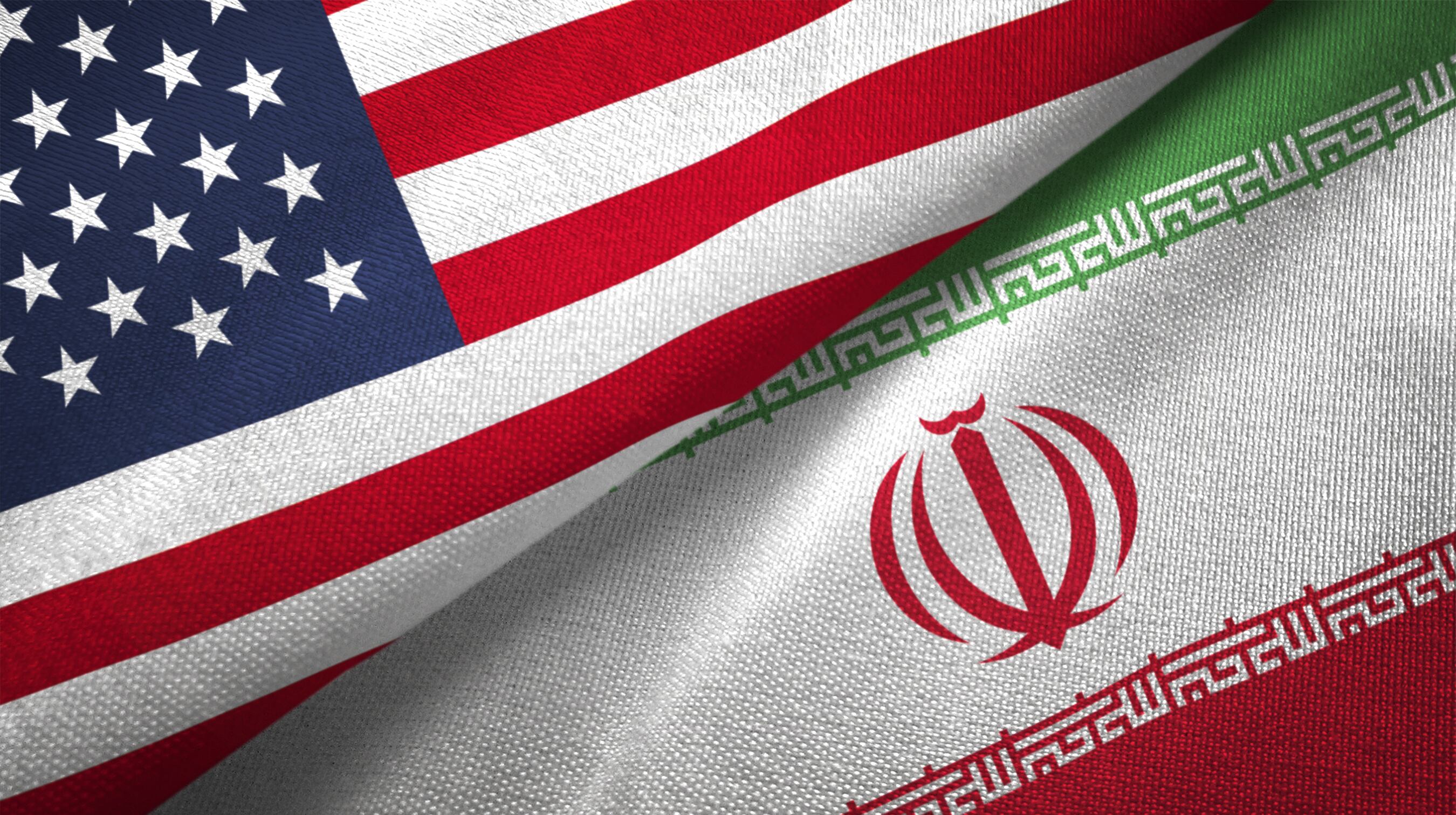 Banderas de Estados Unidos e Irán.  Foto: Getty Images.