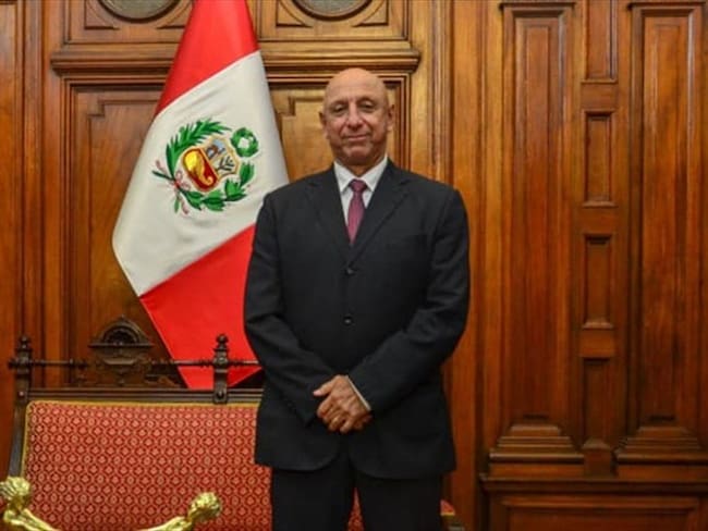 Pedimos que el presidente de Perú sea elegido legítimamente: almirante (r) Cueto