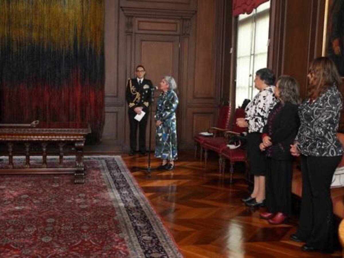 Petro posesionó a Lourdes Castro como consejera de Derechos Humanos de Presidencia