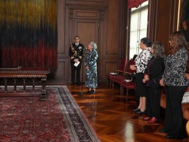 Petro posesionó a Lourdes Castro como consejera de Derechos Humanos de Presidencia. Foto: Presidencia.