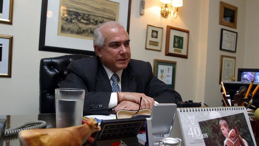 La Unidad de Víctimas reconoció como víctima del conflicto armado por el delito de desplazamiento forzado al exsenador y expresidente de Fedegán Jorge Visbal Martelo. Foto: Colprensa / ARCHIVO