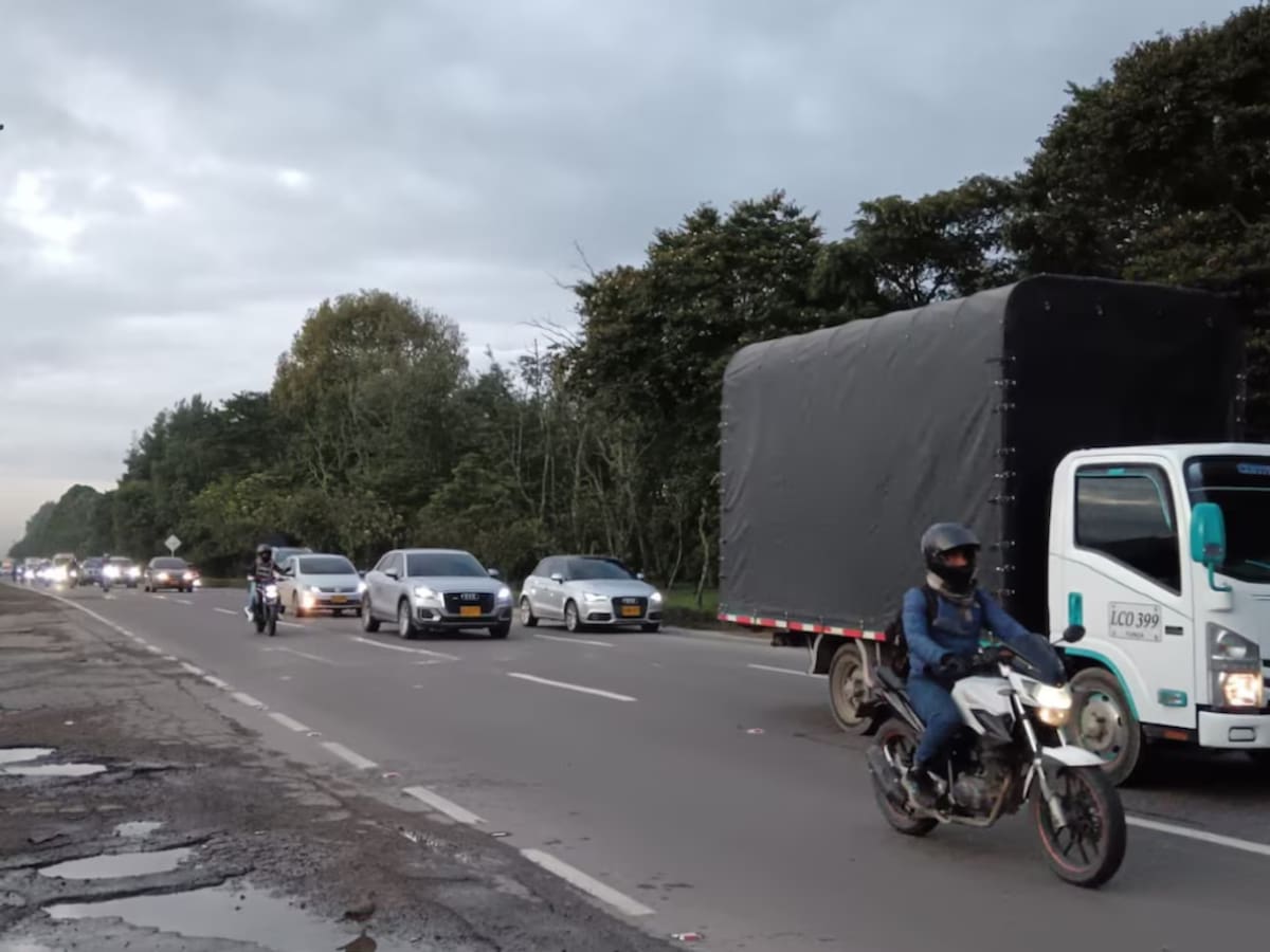 Abogado de altos oficiales militares en la JEP causó accidente en aparente estado de embriaguez