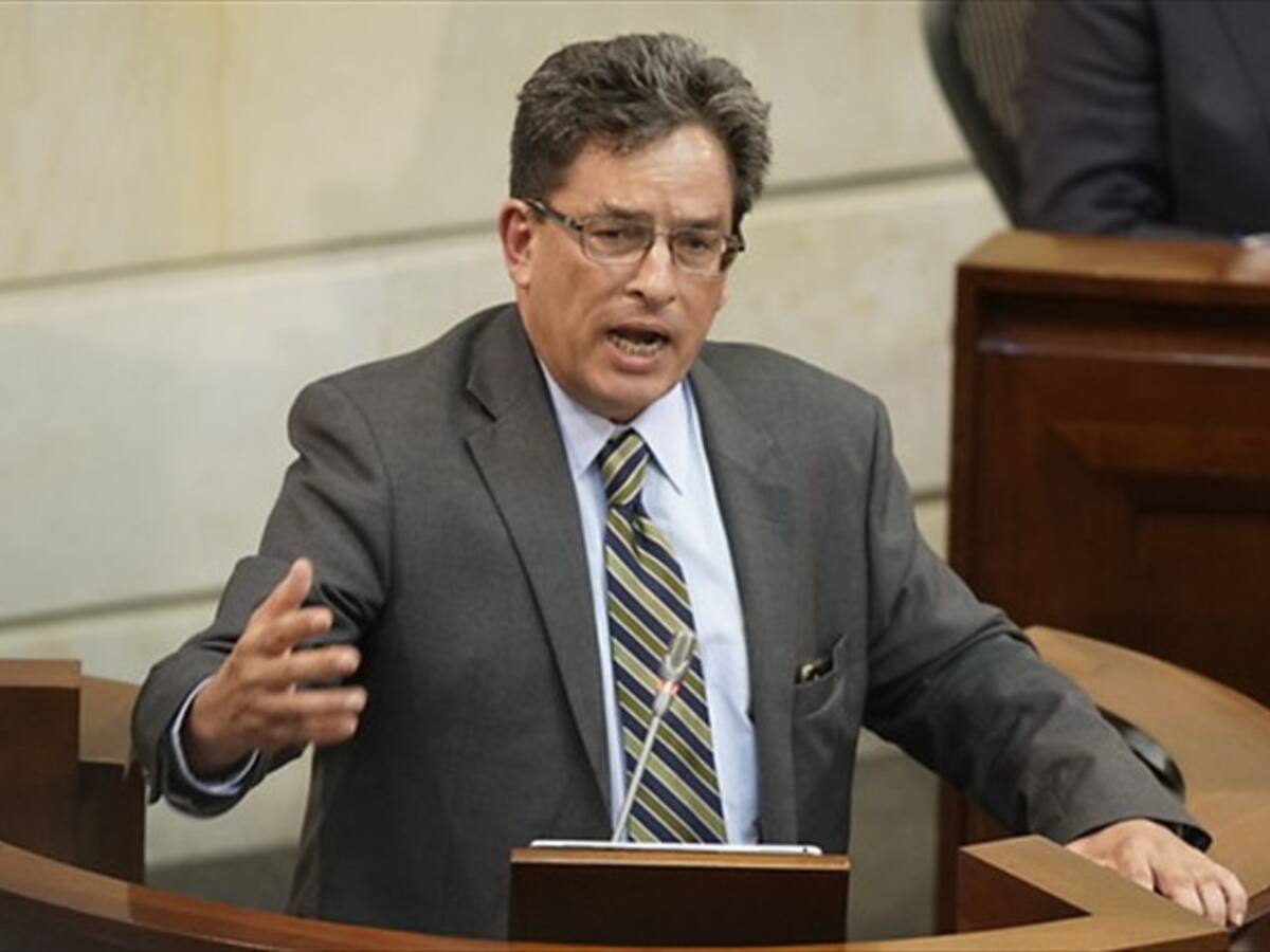 Minhacienda califica de "tremendamente inequitativo" traslado exprés de régimen pensional