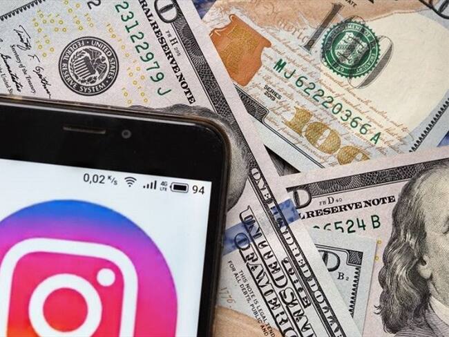 los usuarios que tienen cuenta verificada o tienen al menos 10.000 seguidores pueden añadir enlaces a sus historias. Foto: Getty Images.