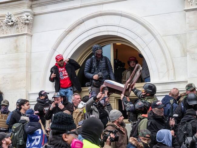 Inquietantes videos, fotografías y comunicaciones por internet podrían apuntar hacia una supuesta conspiración.. Foto: Getty Images