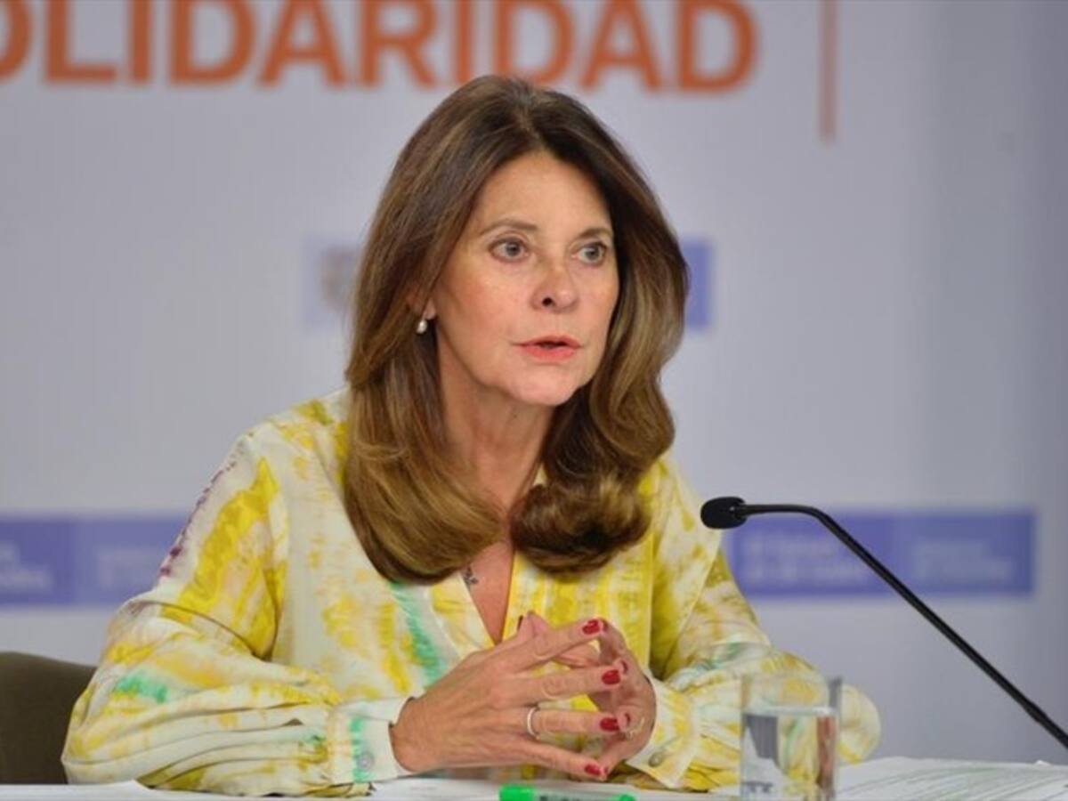 Marta L. Ramírez propone servicio social obligatorio de mujeres en fuerzas militares
